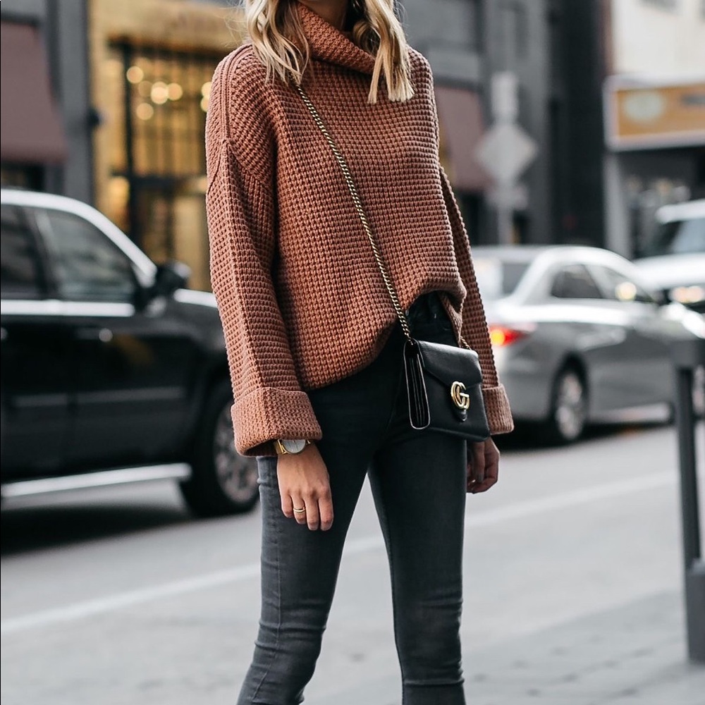 Free People Park City sweater - camel